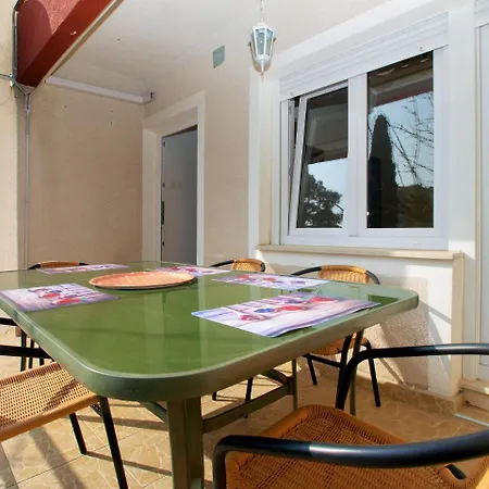Apartment Mira 1804 Medulin