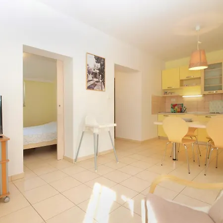 Mira 1804 Apartment Medulin